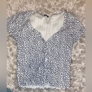brandy melville floral print tee shirt